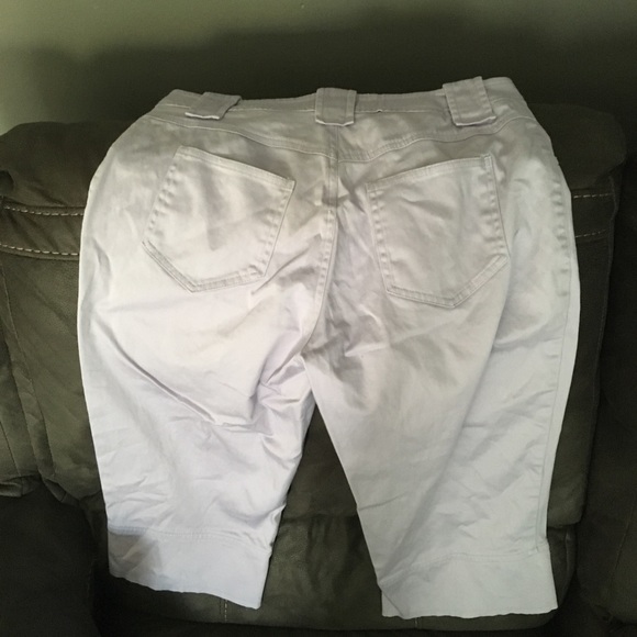 Capris - Picture 3 of 3